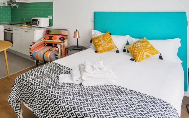 Home Art Apartments Salamanca