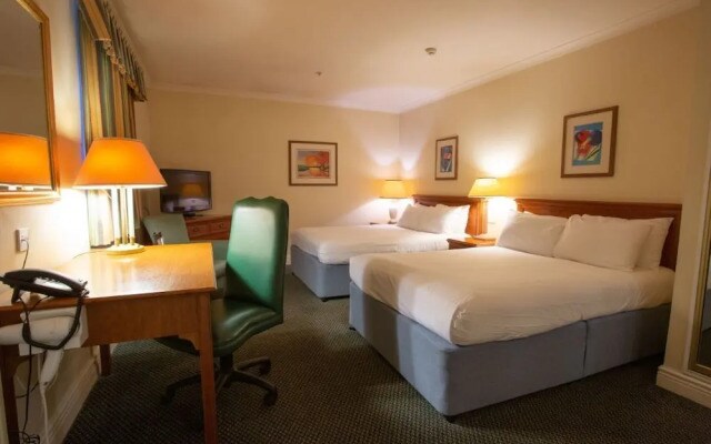 The Tong Park Hotel