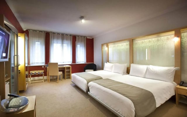 Cumberland Apartments