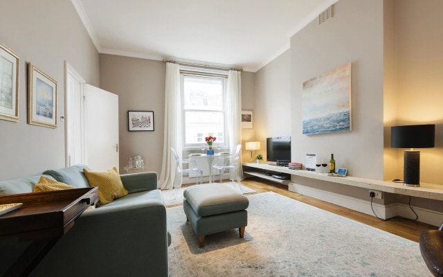 1Br - South Kensington - St01 - Rgb 82563