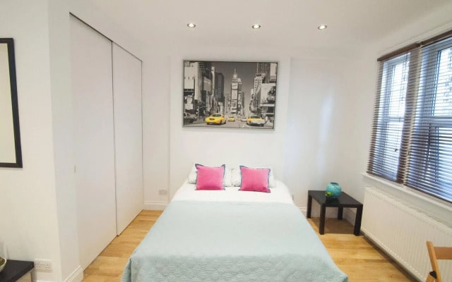 Piccadilly Apartments
