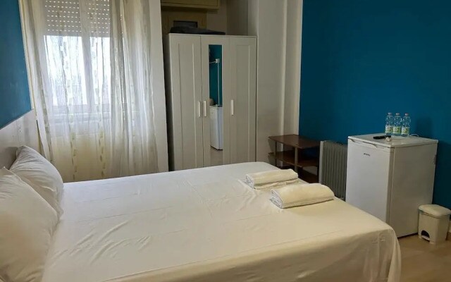 Venice Night Tripla Room Shared Toiletb6