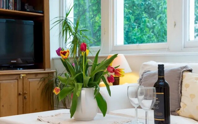 Beautiful studio near Clapham Common