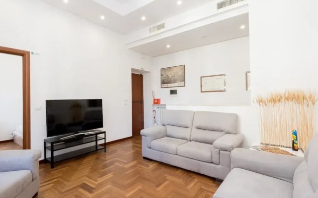 RSH Popolo Elegant Two Bedroom Apartment