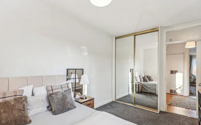 Spacious2br-balcony-parking-25mincentrallondon