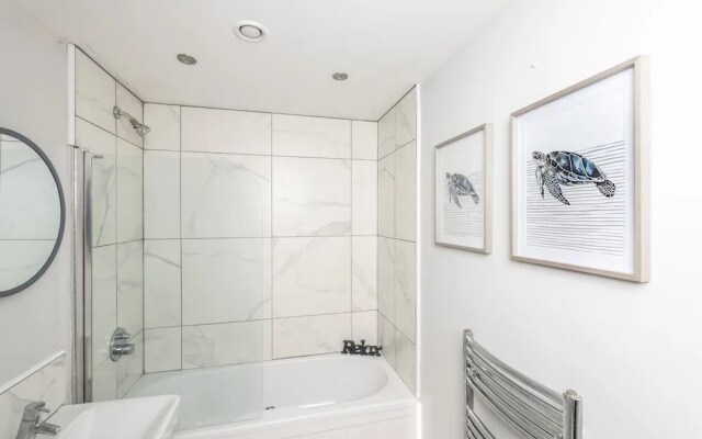 City Centre Gem, Free Parking,private Balcony 2bed