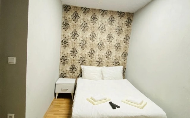 Zeus Convenient Suit İstanbul