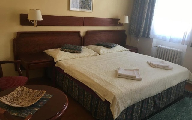 Hotel Konsul