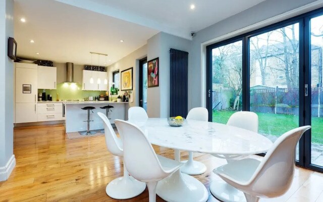 Stylish Tulse Hill