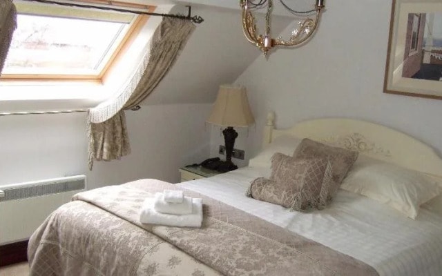 Moss Lodge