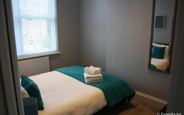 Flying Butler - Barons Court Apartments
