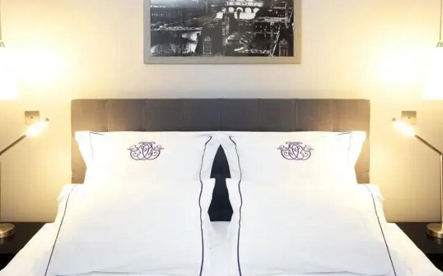 Luxury OneBedroom in Le Marais