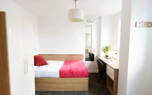 Student Only AXO Islington