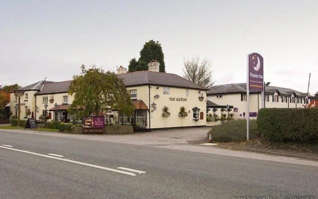 Premier Inn Knutsford (Mere)