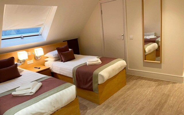 Holtwhites Hotel