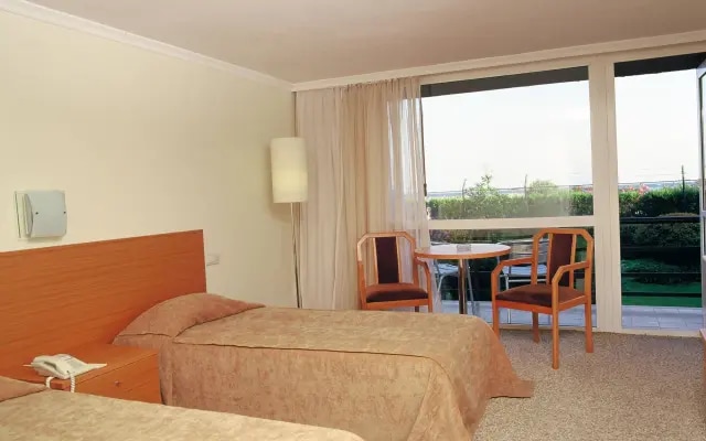 Cinar Hotel