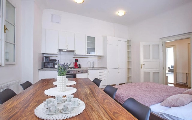 Charles Bridge Apartments