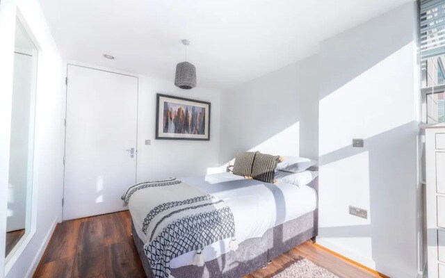 City Centre Gem, Free Parking,private Balcony 2bed