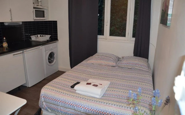 Hotel Studios Phenicio Montrouge