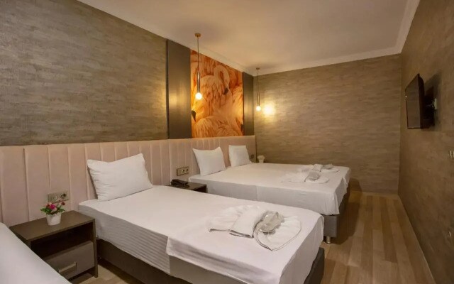 La VIE Suite Hotel