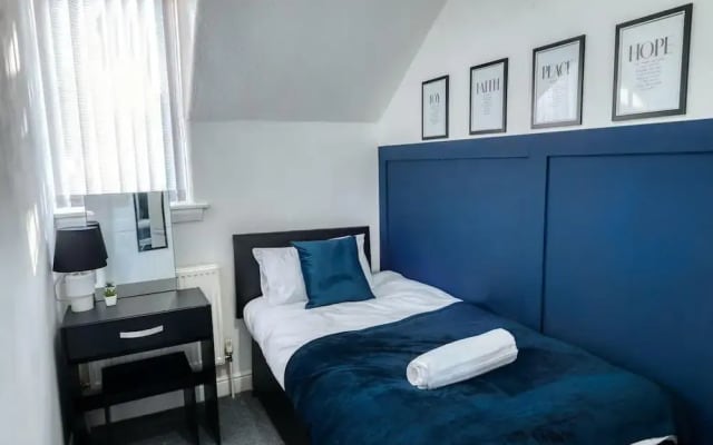 Manchester Gem - Spacious 3 Bedroom House