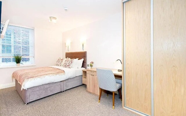 Eldon Chambers Pod 7 by City Living London
