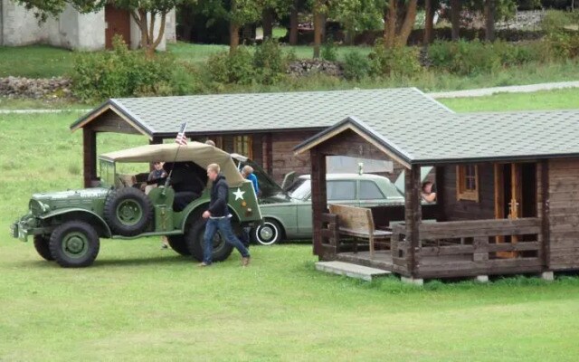 Lahe Holiday Village