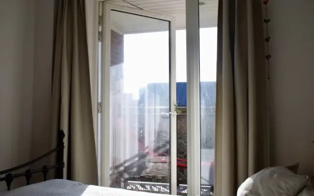 Spacious 1 Bedroom Apartment in Canning Town