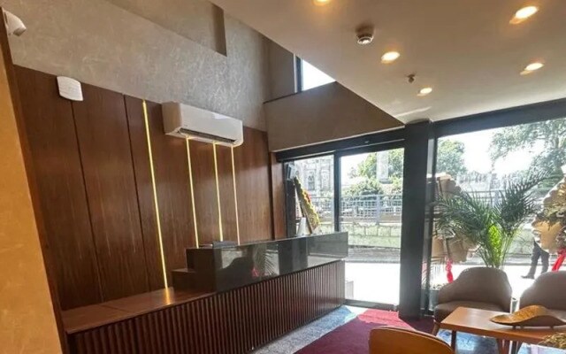 The Best Hotel