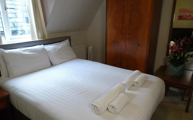 Rampant Lion Hotel