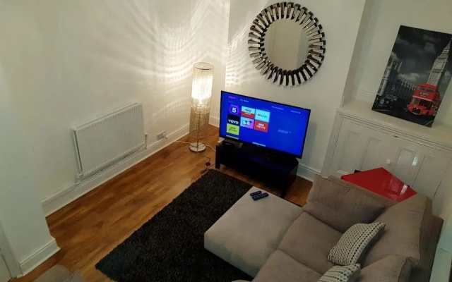 Hinde Holiday Home