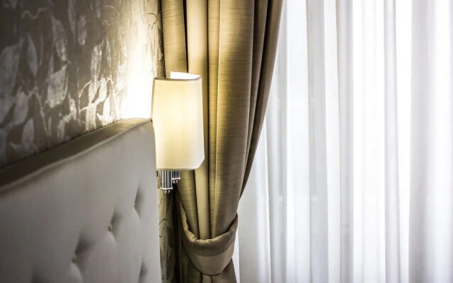 Gardenia Suites