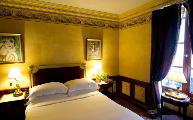 L'Hotel