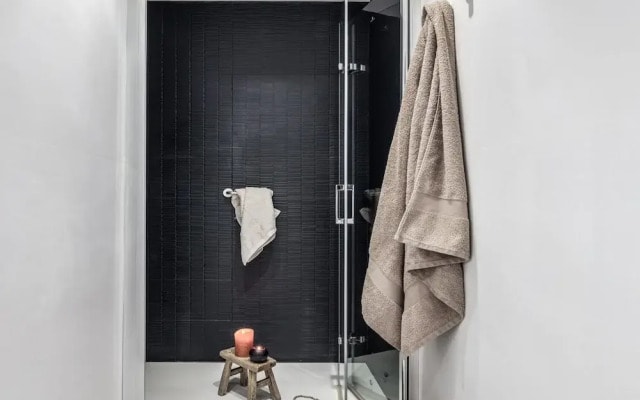 Logo - 2 Bedrooms in Salamanca