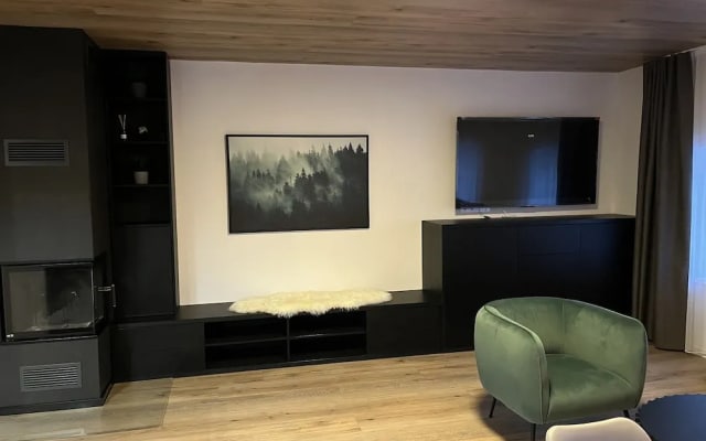 Hillside No. 18