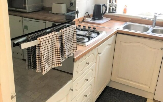 Spacious West London Apartment