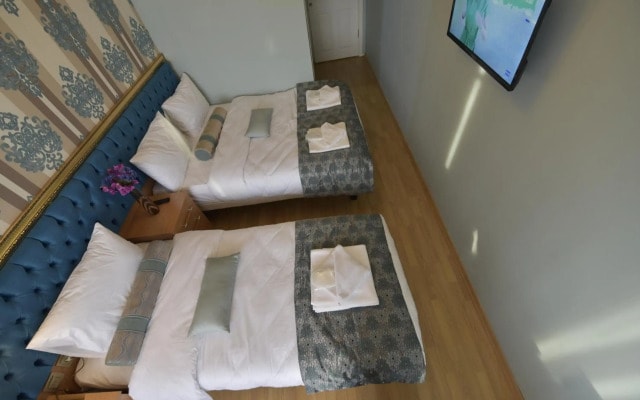 Golden Palace Hotel