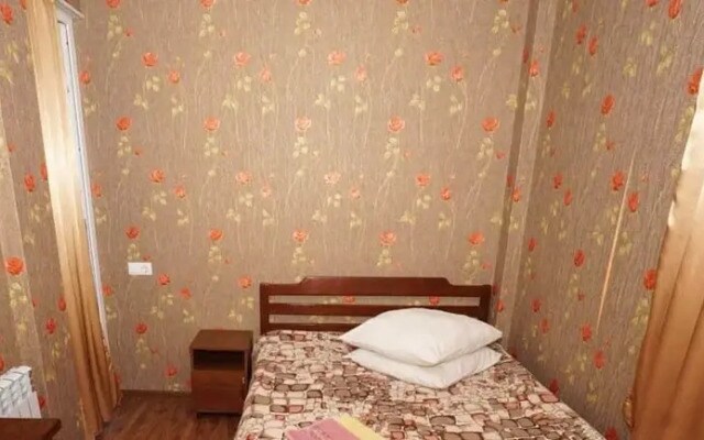 Guest House on Vzletnaya