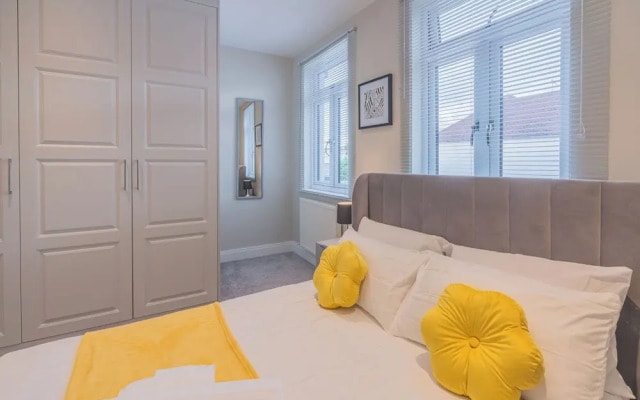 Stunning 3 Bedroom House-tottenham Stadium-parking