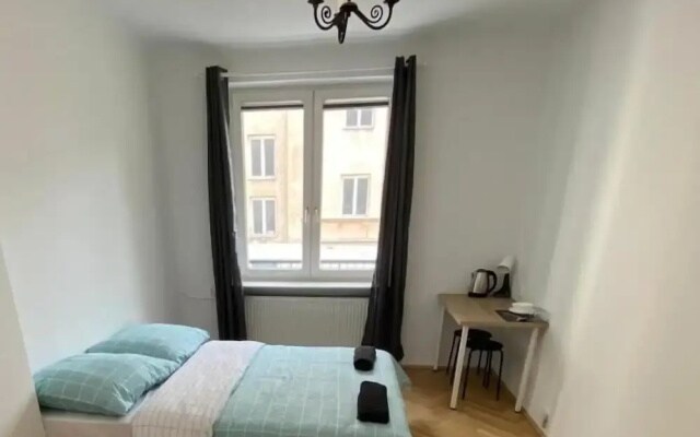 Fantastic Inn Warsaw - CH10