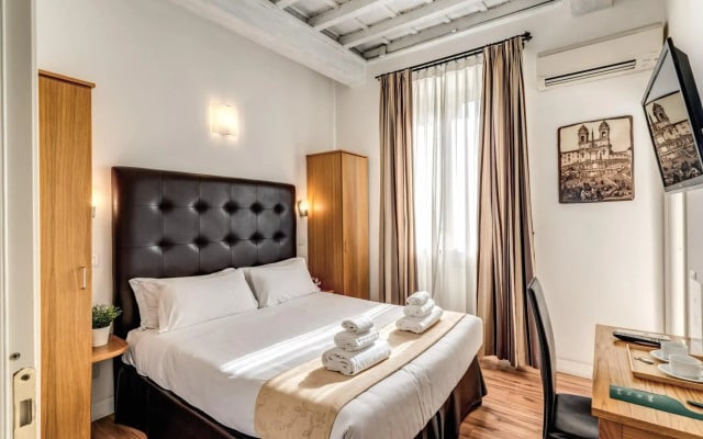 Condotti Inn
