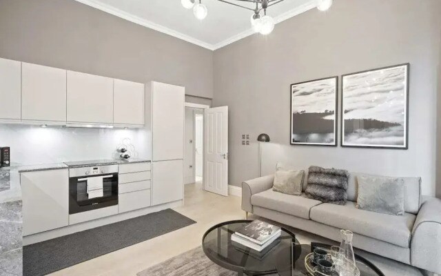 Stunning 2 Bed Apt, Sleeps 4 nr Chelsea