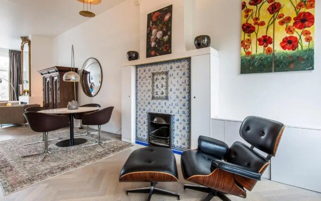 Amstel Corner Hotel