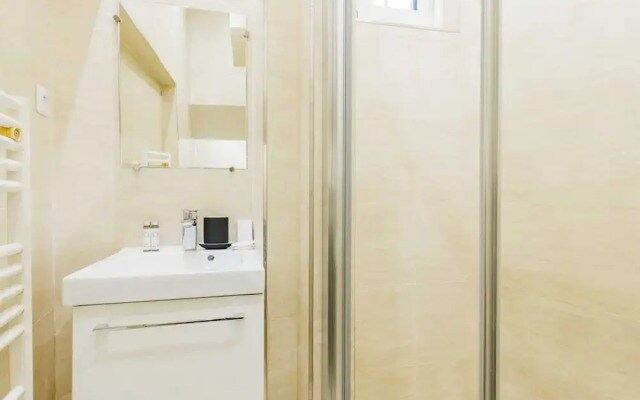 Quiet Apartment 1br/4p - Quartier du Mail