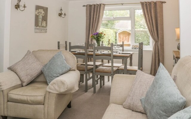 Humble Bee Cottage