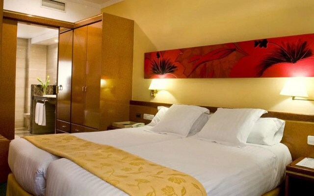 Acacia Suite