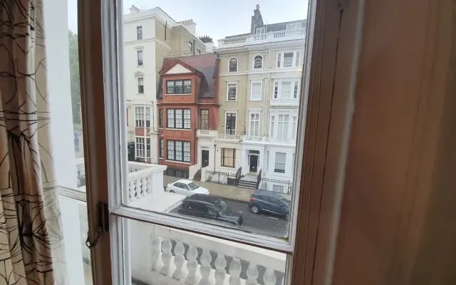 Studio Apartment in South Kensington 5