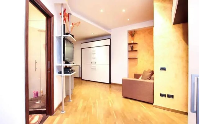 Petite Home in Rome