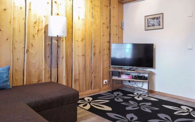 House Aarre b Mombaruzzo