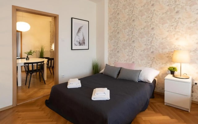Luxury apartment in prime location